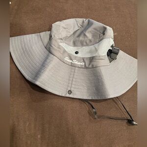 Women's Gray Wide Brim Sun Hat with Chin Cord